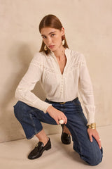 MAGNOLIA EMBROIDERED BLOUSE