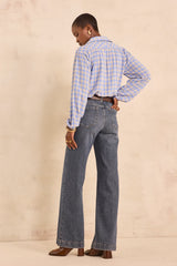 LISA LIGHT WASHED LOOSE JEANS