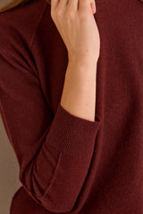 ARISTIDE BURGUNDY CASHMERE SWEATER
