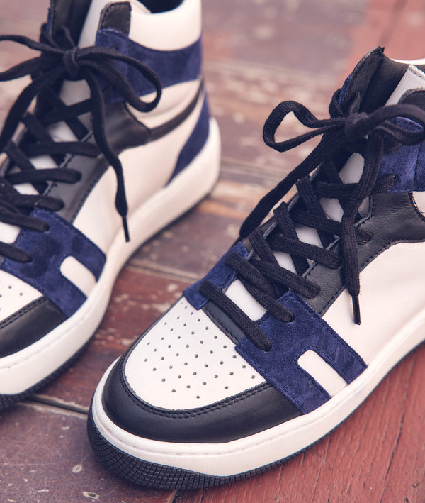 LUCAS NAVY BLUE LEATHER SNEAKERS
